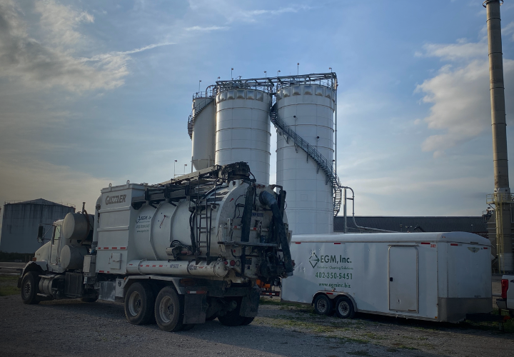 EGM, Inc- Shutdown and Turnaround services, Vacuum truck services, hydroblasting services, pipe cleaning