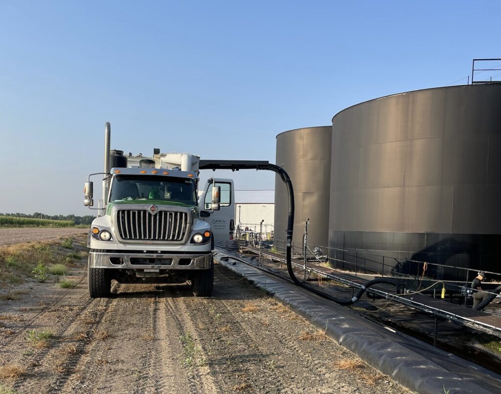 Top 5 Benefits of Using Vac Truck Services for Spill Management in Nebraska and Iowa